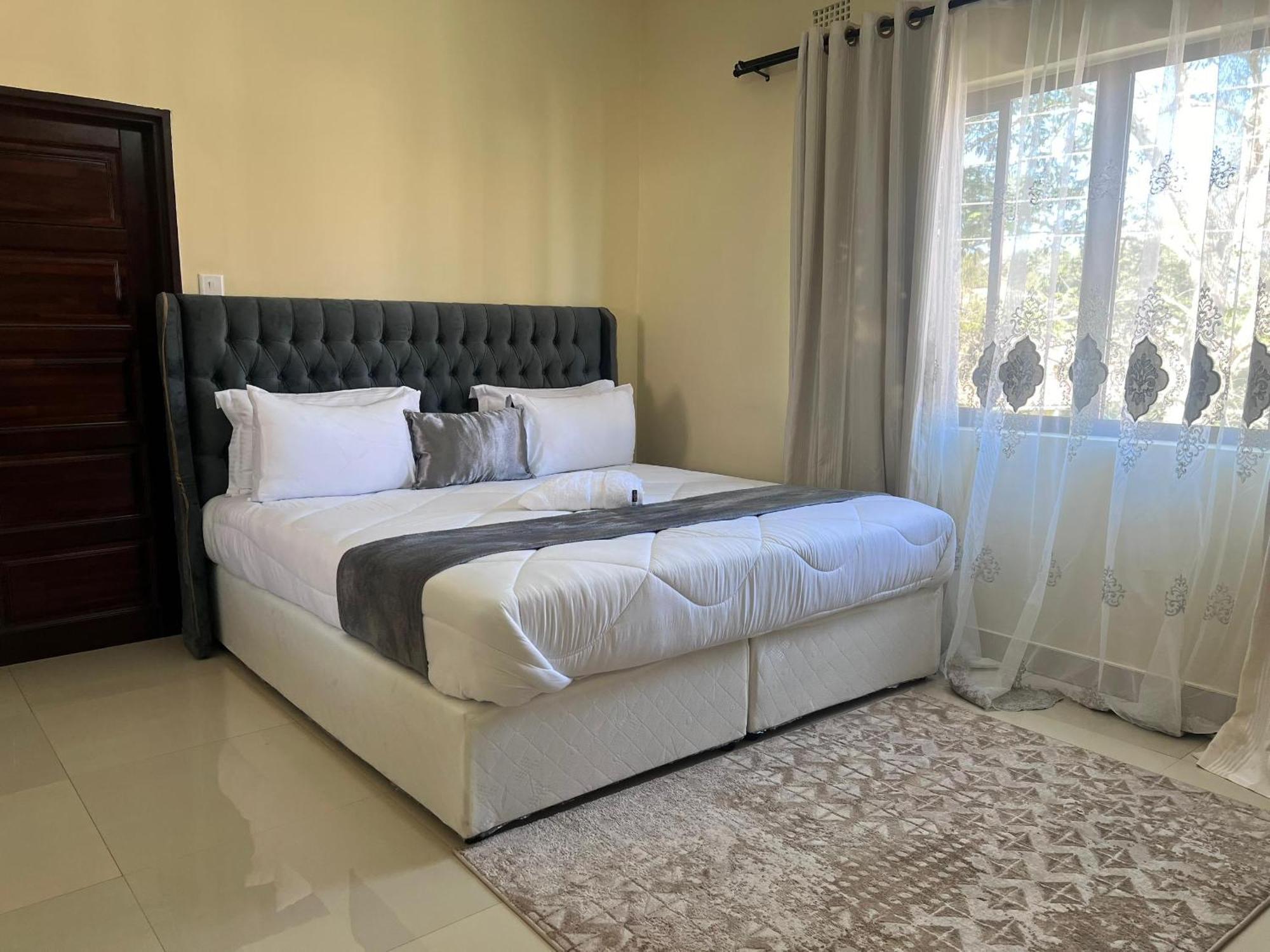 Kasbek Lodge And Tours לוסקה מראה חיצוני תמונה